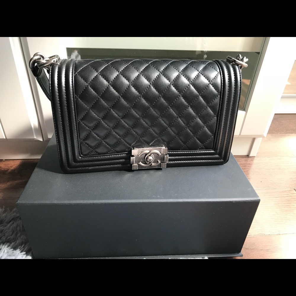Chanel Le Boy View 2
